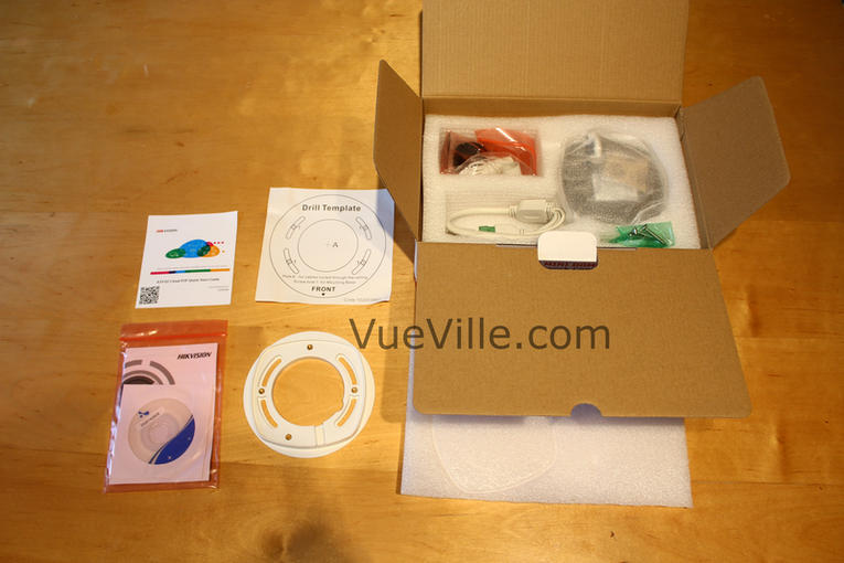 Hikvision DS-2CD2542F-IWS - Box Contents 1 - VueVille.com