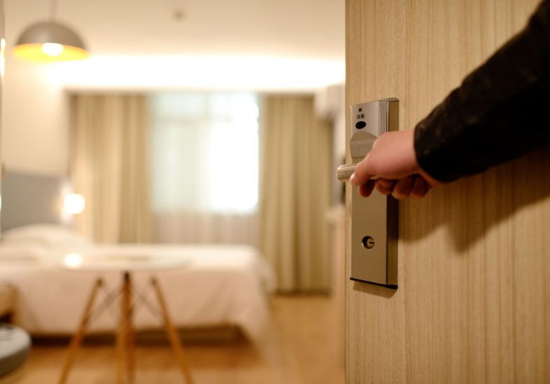 Best Z-Wave Door Sensors – 2024 Recommendations